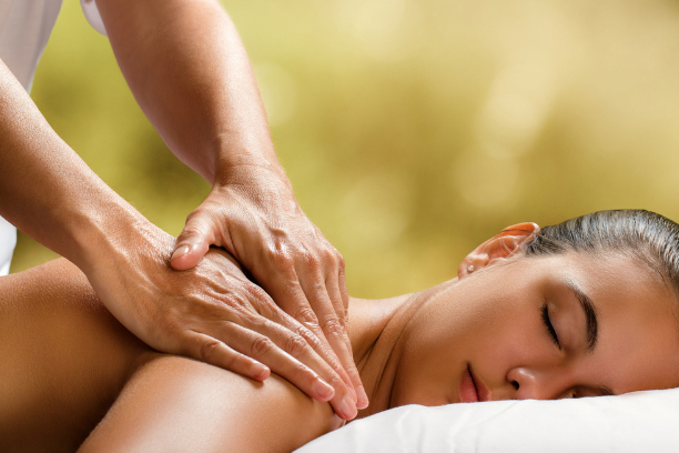 Massage therapist in Toronto| Trinity Rehab